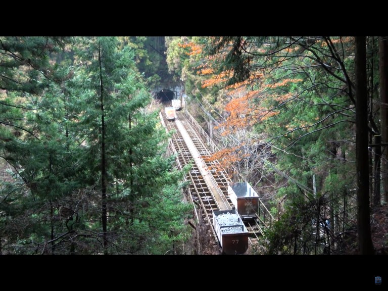 1BAEF8B8-32FD-47BB-9C06-B874A665F659