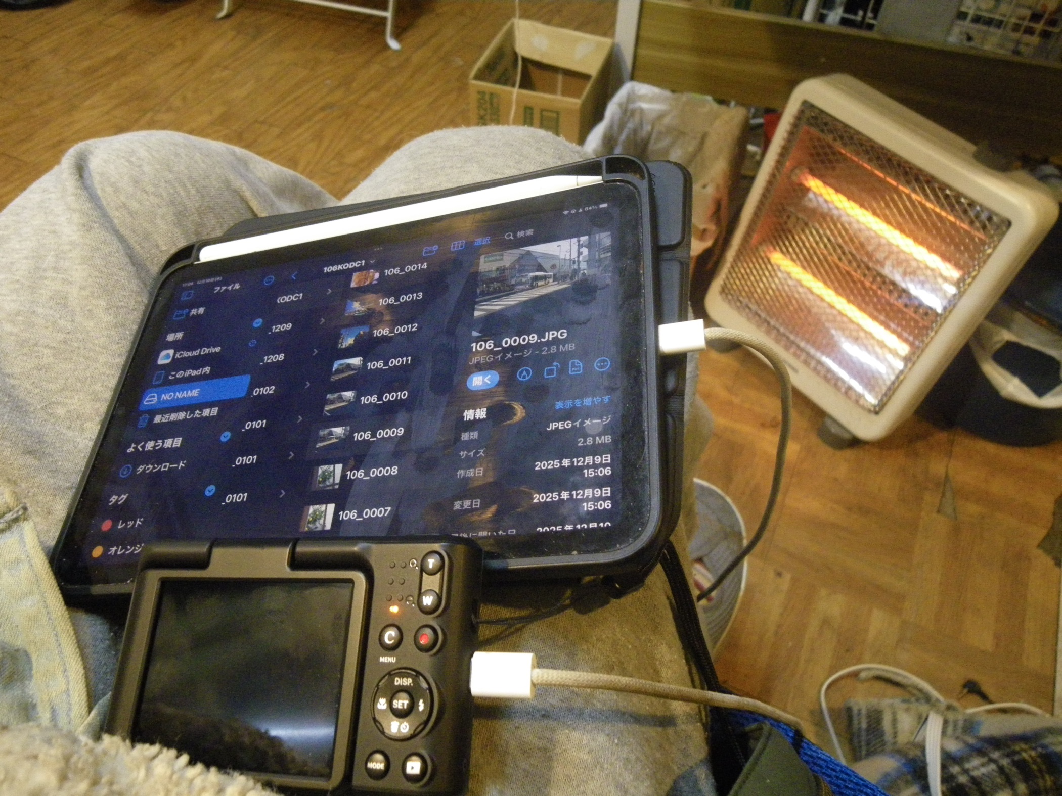 KODAK Pixpro C1はTYPE-Cケーブルで充電、iPadに取込みが簡単にできて